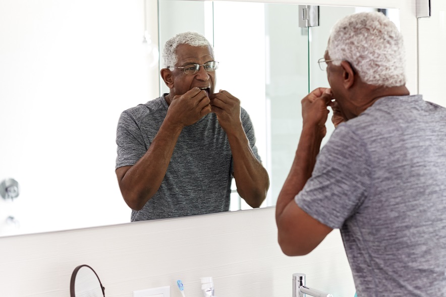 How You Can Care for Your Senior’s Dental Health